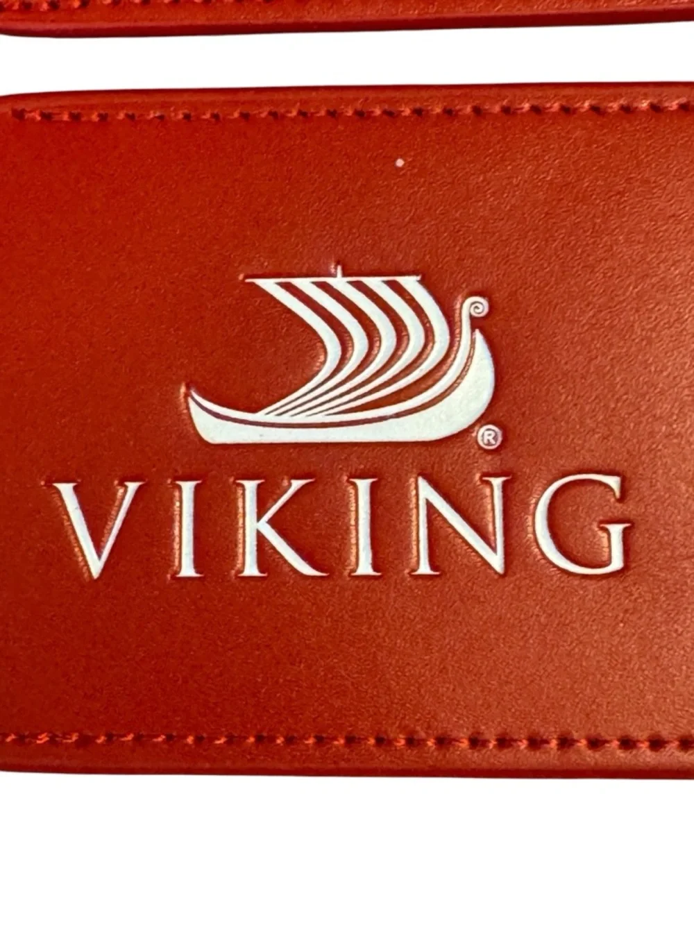 Viking Red Leather Luggage Tag Set - Picture 3 of 7